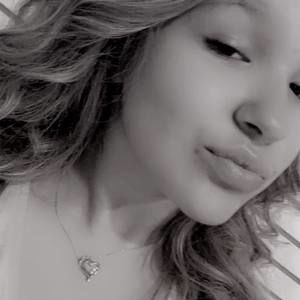 Meet your Posher, Alyssa